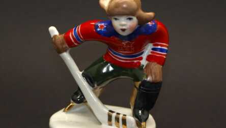Figurine "Hockey player", Porcelain, Baranovsky Porcelain Factory, USSR