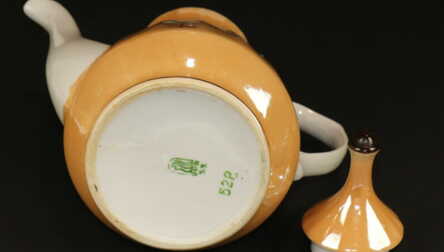 Coffee pot from service "Ija", Porcelain, Riga porcelain factory, Riga (Latvia)