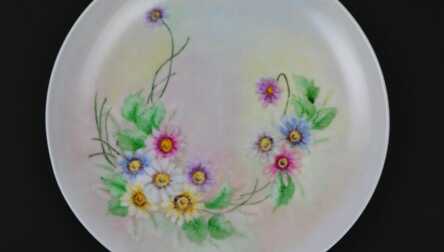 Декоративная тарелка, Фарфор, Ручная роспись, Подпись автора, 1984 год, Ø 25.5 см