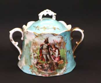 Sugar bowl, Gilding, Porcelain, Decal with handpaint elements, Height: 14 cm