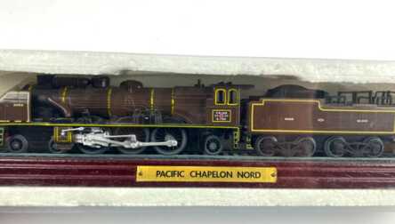 Модель паровоза "Pacific Chapelon Nord"
