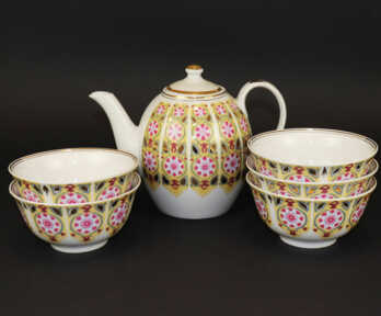 Tea set "Austrumu", Gilding, Porcelain, Riga porcelain factory, Riga (Latvia)