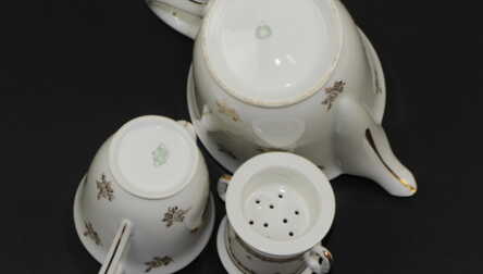 Tējas servīze, Zeltījums, Porcelāns "Limoges", Francija