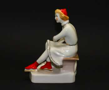 Figurine "Skater", Porcelain, 1st grade, Riga porcelain-faience factory, Riga (Latvia)