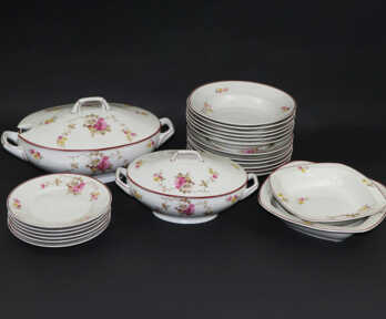 Dinner service for 6 persons, Porcelain, Riga ceramics factory, the 40ies of 20th cent., Riga (Latvia)