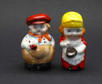 Figurines / Salt cellars, Porcelain, Height: 8.5 cm