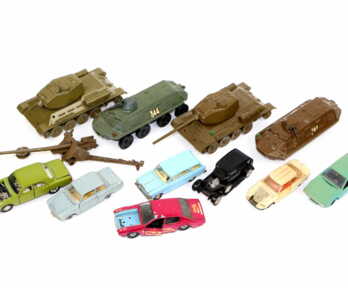 Car models and tank models (12 pcs.)