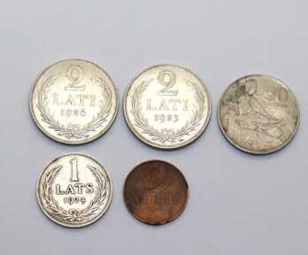 Монеты( 5 шт.) "2, 50 Сантимов, 1, 2 Лата", Серебро, Металл, 1922,1924-1926 год, Латвия