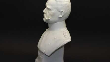 Figurine / Bust "Paul von Hindenburg", Biscuit, Height: 19.5 cm