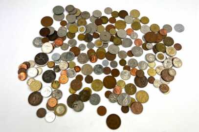 Coins, Different countries, Weight: 1000 Gr.