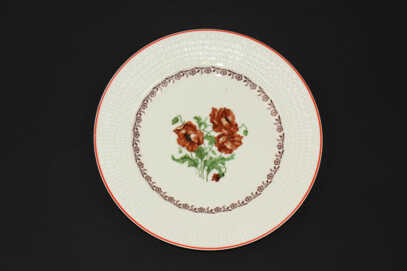  Šķīvis, Porcelāns, Ziloņkaula krāsa, Rīgas keramikas fabrika, 20 gs. 40-41tie gadi, Rīga (Latvija)