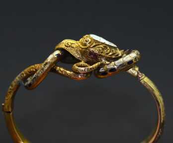 Bracelet, Gold, Enamel, 18-19 century, Russian Empire? Weight: 39.40 Gr.