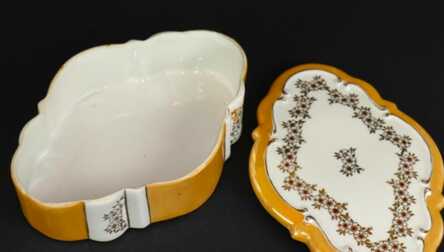 Jewellery case, Gilding, Porcelain, Riga porcelain factory, Riga (Latvia), Height: 6 cm