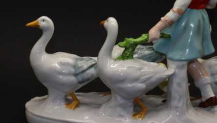 Figurine "Girl with geese", Porcelain, "Grafenthal", Germany