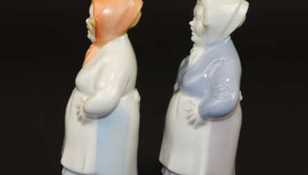 Statuetes / Sals trauciņi, Porcelāns, Augstums: 13.3 cm