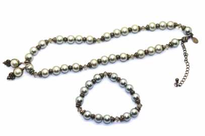 Necklace + Bracelet, Weight: 85.18 Gr.