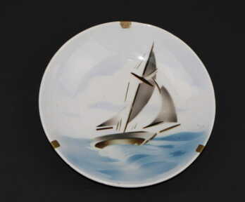 Decorative small plate, Faience, J.K. Jessen manufactory, the 33-35ies of 20th cent., Riga (Latvia), Ø 15.8 cm