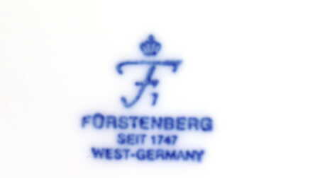 Декоративная тарелка "Воздух", Фарфор "Fürstenberg", Автор рисунка - Ева Гроссберг, 70е годы 20го века, Германия, Ø 24.3 см