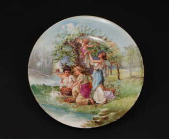 Decorative plate, Porcelain "B&Co Limoges", France, Ø 23.4 cm