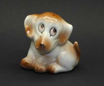 Statuete / Sāls trauciņš "Suns", Porcelāns, Rīgas Keramikas fabrika, 20 gs. 40tie gadi, Rīga (Latvija)