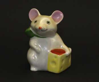 Figurine "Mouse with a piece of cheese", Porcelain, Molder - Maksimenkova Larisa, Handpainted by Maksimenkova Larisa, Riga (Latvia)