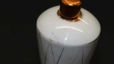 Smaržu pudelīte, Zeltījums, Porcelāns, LFZ - Lomonosava porcelāna rūpnīca, PSRS, Augstums: 9.5 cm