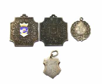 Different badges, Silver, Weight: 31.10 Gr.