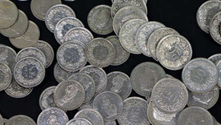 Монеты "Франки" разного достоинства. Общая сумма 157 франков.