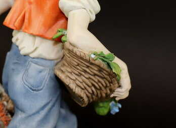 Large pair figurines, Biscuit, PBB Triade Capodimonte, Sculptor - Luigi Giorgio Benacchio, Italy, Height: 31 / 32 cm