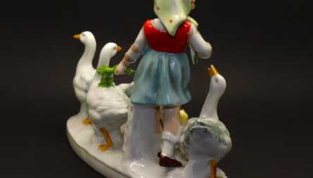 Statuete "Meitene ar zosīm", Porcelāns, "Grafenthal", Vācija