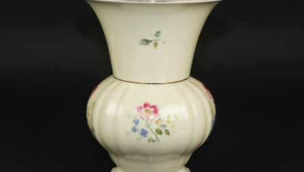 Vase, Porcelain "Hutschenreuther", Germany, Height: 21.5 cm